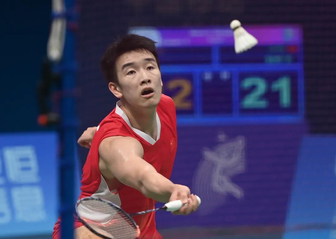 又让人迫不 又让人迫不